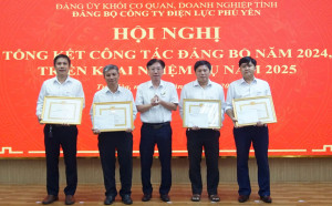 Làm tốt vai trò lãnh đạo thực hiện nhiệm vụ sản...
