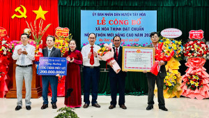 Tây Hòa: Công bố xã Hòa Thịnh đạt chuẩn nông thôn...