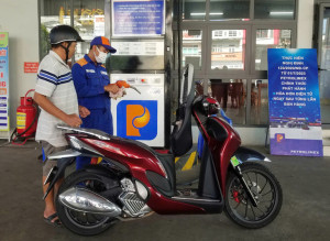 Phấn đấu đến 15/3/2025, 100% cửa hàng xăng dầu...