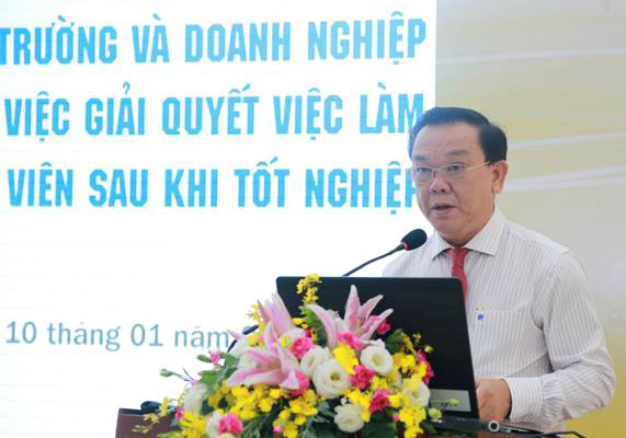 Sinh vien khong co viec lam, doanh nghiep khong tuyen duoc lao dong hinh anh 2